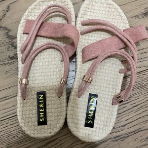 Kids (Girl) Sandals Size 31